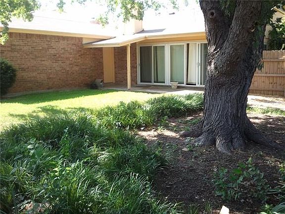 5th image of 3845 Westminster Dr