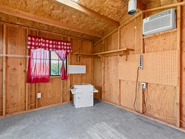 815 Wakefield Ave — Photo 41