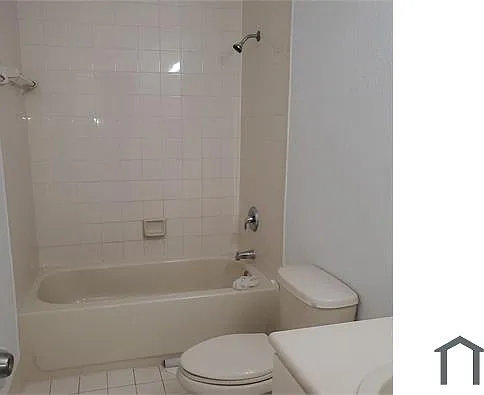 3 bed, 1086 sqft, $2,250 — Photo 3