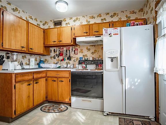 5th image of 3051 Duluth St