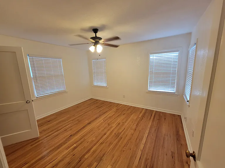 200 Jefferson St — Photo 10