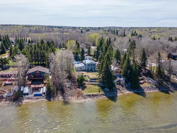 412 4th St, Leduc County, AB T0C 2P0