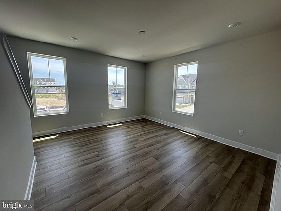5th image of 29803 Millington Ln