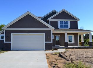 6742 Bradenwood Dr, Hudsonville, MI 49426