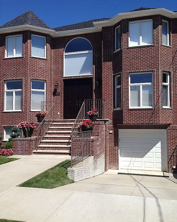1st image of 223 Finlay St