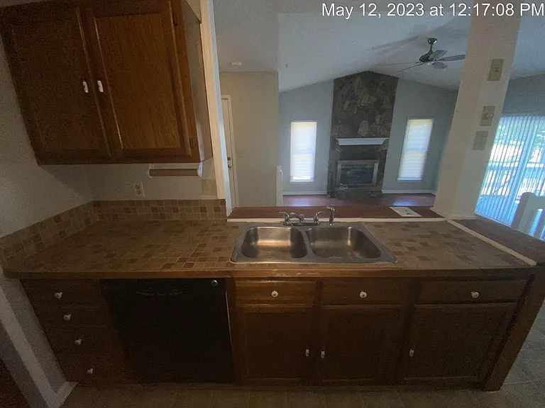 6951 Calamar Dr — Photo 10