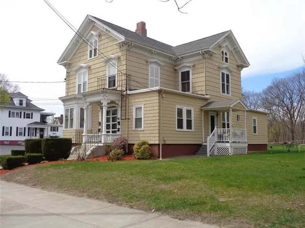 449 S Main St, Woonsocket, RI 02895