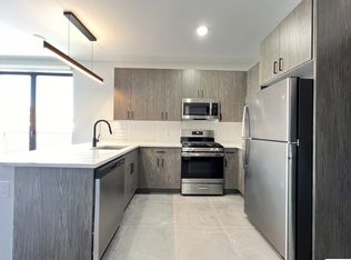 106 Sackett St #204, Jersey City, NJ 07304