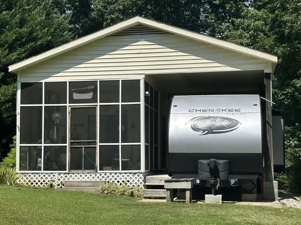 114 Spearhead Dr #109, Louisburg, NC 27549