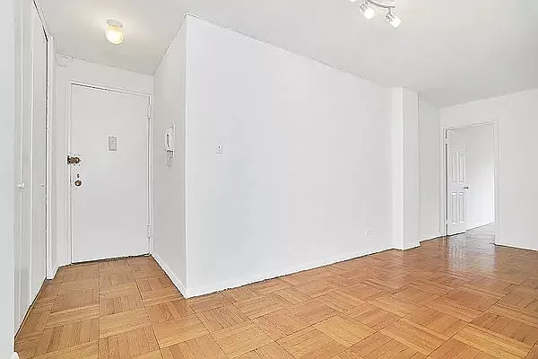Rented by Living New York | media 16