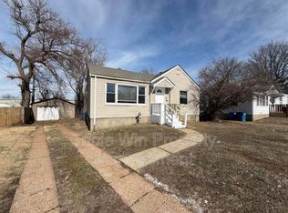 8333 Whitewater Dr, Saint Louis, MO