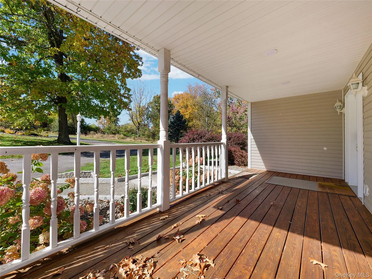 4 bed, 2.5 bath, 3172 sqft, $5,500 — Photo 4