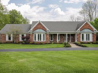 8907 Adrienne Ct, Louisville, KY 40245