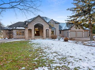 W6251 Firelane 9 Rd, Menasha, WI 54952