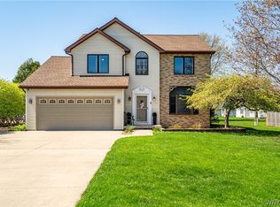 9 Ventura Cir, Fredonia, NY 14063