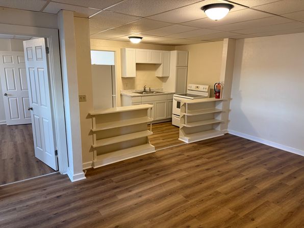 102 E Market St #302