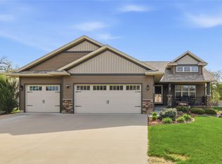 4929 Running Deer Dr, Eau Claire, WI 54703