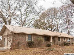 1019 Nanceford Rd SW, Hartselle, AL 35640