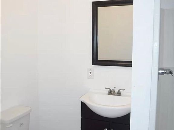4th image of 2069 S 1st Ave