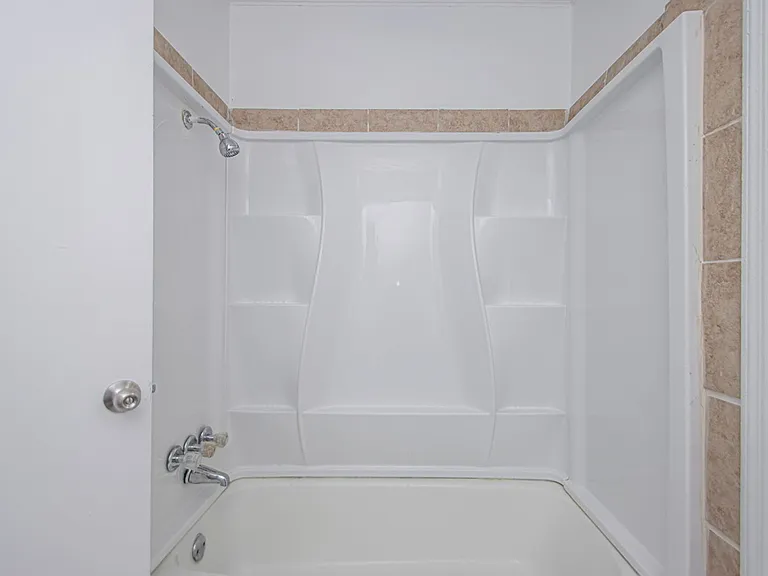 615 Mimi Ln — Photo 5