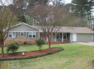1725 Corinth Cir, Stone Mountain, GA 30087