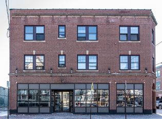 68 Pine St, Portland, ME 04102