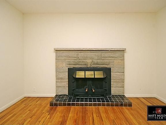 3rd image of 5139 Mapleridge Dr