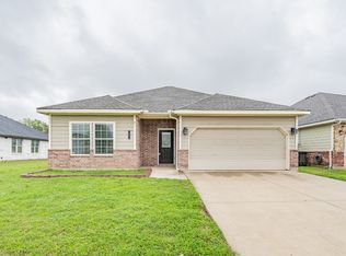 12233 Hunters Crossing Ln, Fort Worth, TX 76115