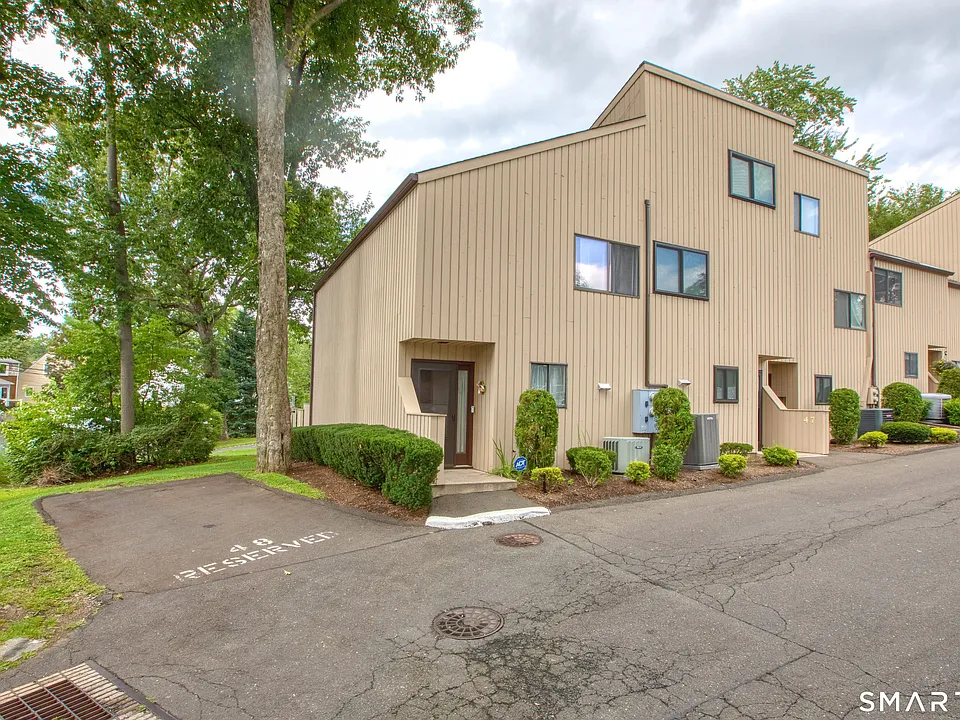 100 Hope St #48