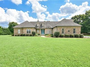 2420 Krista Kim Dr, High Point, NC 27265