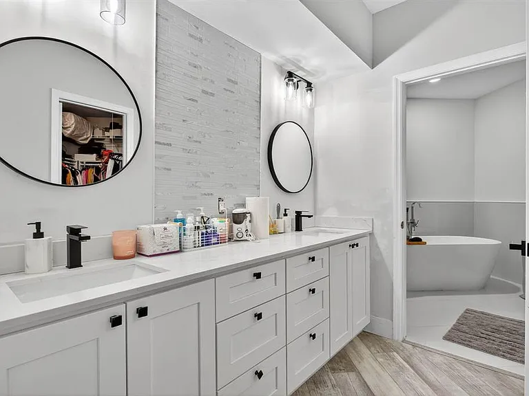 11910 Glenmore Dr — Photo 12