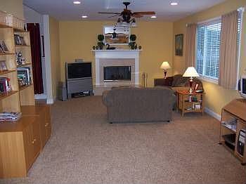 5th image of 1 Bayberry Ct