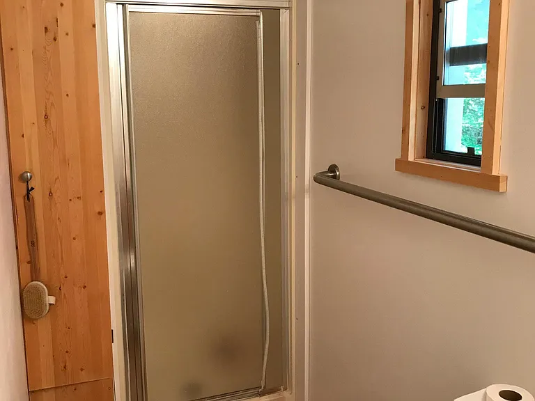 513 W Shore Loop Rd — Photo 14