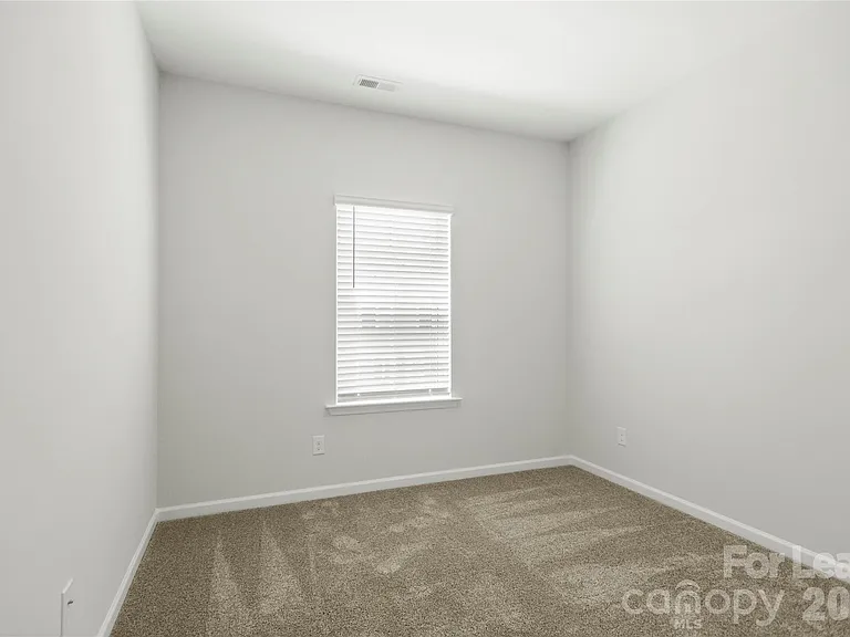 7113 Brookview Ln — Photo 32