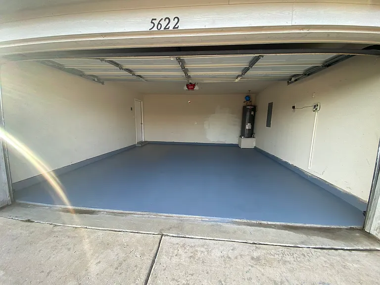 5622 Hunters Bend Ln — Photo 3