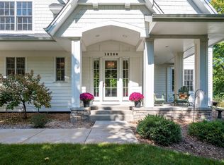 18306 Shavers Lake Dr, Deephaven, MN 55391