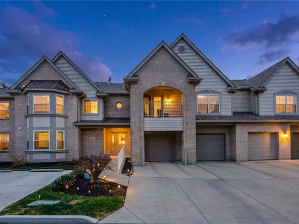 833 Neeb Rd APT 4, Cincinnati, OH 45233