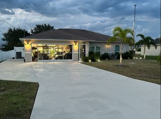 211 Manasota St, Fort Myers, FL 33913