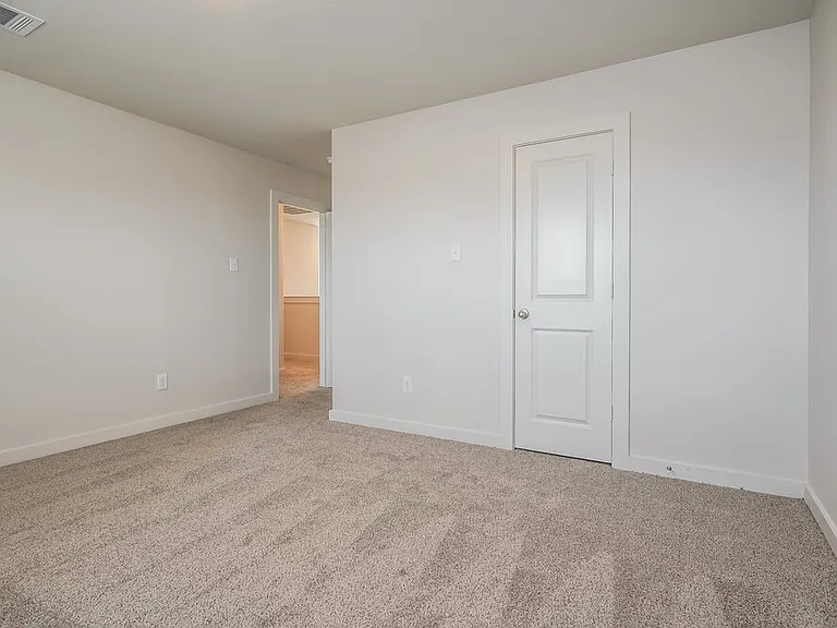 1540 Harvester Dr — Photo 15
