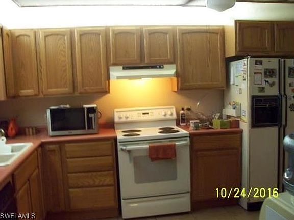 3rd image of 815 Caribbean Ave