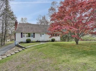 45 Overlook Dr, New Milford, CT 06776