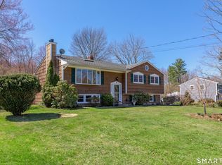 9 Stanley Drive, Seymour, CT 06483