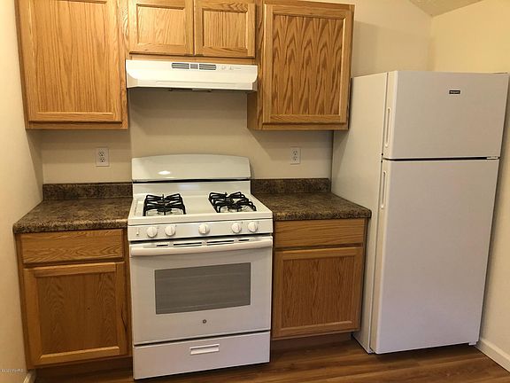 4th image of 755 Turner Ave NW