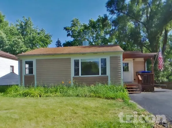 9119 Memory Trl, Wonder Lake, IL 60097