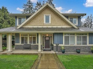 13668 N Bluff Rd, White Rock, BC V4B3B8