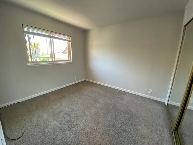 Farm Hill Manor — Photo 16