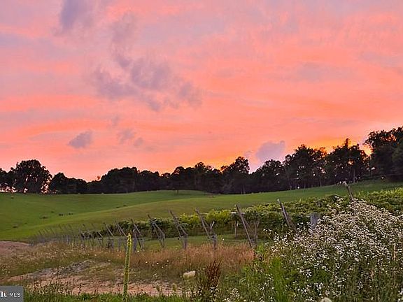 4th image of 3899 Eakin Farm Rd