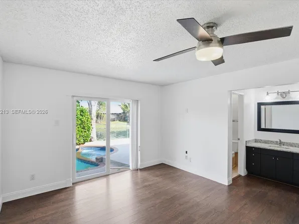 9349 NW 47th St, Fort Lauderdale, FL 33351
