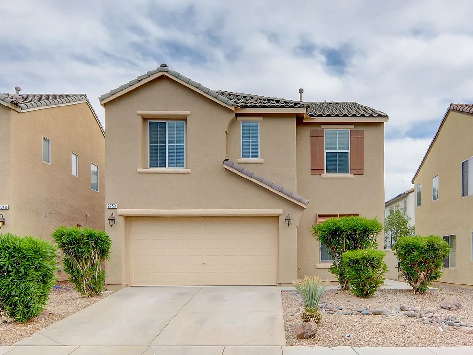 2753 Kona Crest Ave