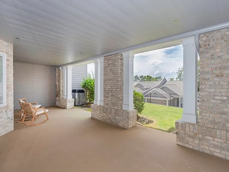 122 Regatta Dr — Photo 8